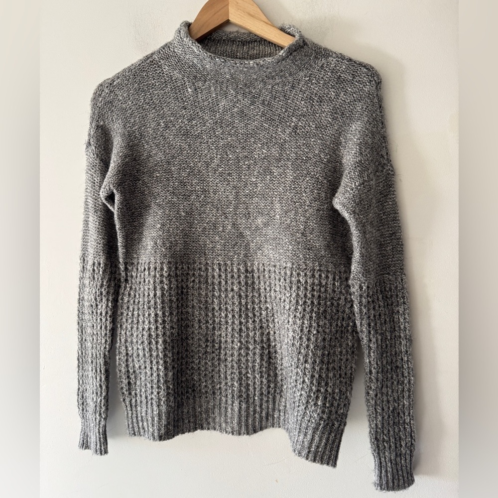 American Eagle Gray Mock Neck Chunky Sweater
